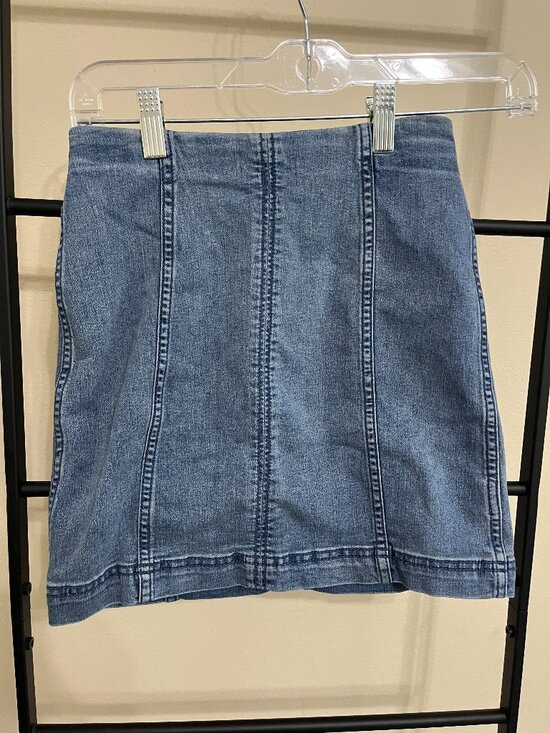 Free People Dresses & Skirts - Free People Denim Mini Skirt Blue Size 0 Boho Casual